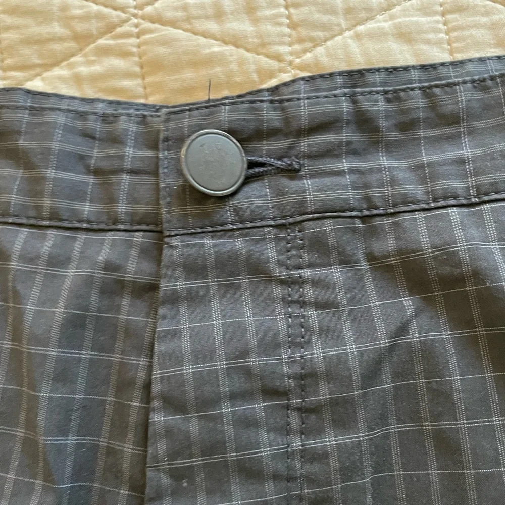 Theory Grid Check Print 6-pocket Kirby S/Recreation Shorts in Black Size‎ 38